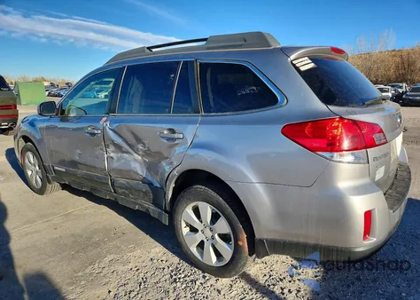 2010 Subaru Outback 2.5I Premium z USA, uszkodzony, nr VIN 4S4BRCCC8A3328283